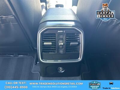 2019 Porsche Macan   - Photo 38 - Los Angeles, CA 90064