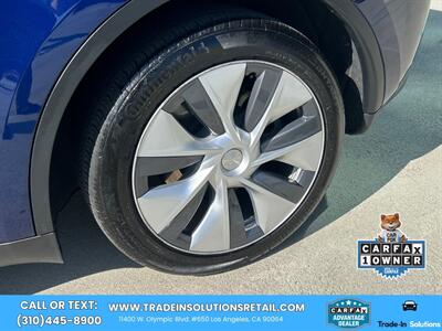 2023 Tesla Model Y Long Range AWD Dual Motor   - Photo 12 - Los Angeles, CA 90064