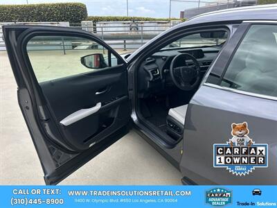 2020 Lexus UX 250h Premium Package  AWD - Photo 26 - Los Angeles, CA 90064
