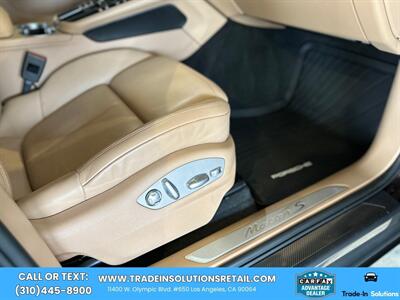 2021 Porsche Macan S  AWD Premium Package Plus - Photo 66 - Los Angeles, CA 90064