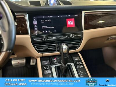 2021 Porsche Macan S  AWD Premium Package Plus - Photo 34 - Los Angeles, CA 90064