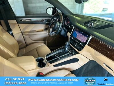 2021 Porsche Macan S  AWD Premium Package Plus - Photo 65 - Los Angeles, CA 90064