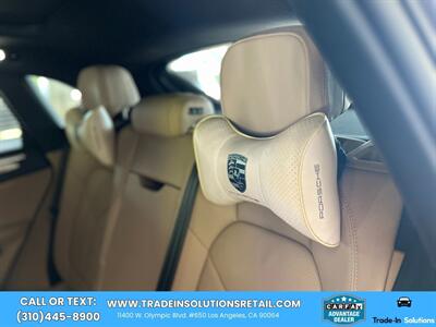 2021 Porsche Macan S  AWD Premium Package Plus - Photo 52 - Los Angeles, CA 90064