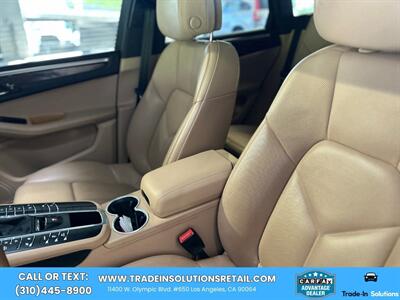 2021 Porsche Macan S  AWD Premium Package Plus - Photo 48 - Los Angeles, CA 90064