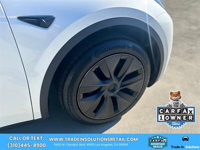 2024 Tesla Model Y Long Range - Photo 13 - Los Angeles, CA 90064