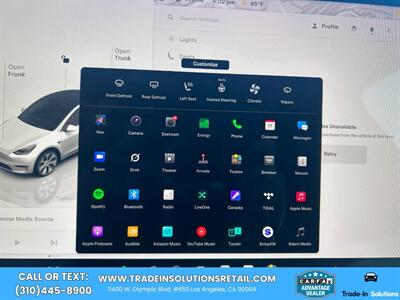 2023 Tesla Model Y Long Range Dual Motor AWD   - Photo 27 - Los Angeles, CA 90064