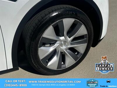 2023 Tesla Model Y Long Range Dual Motor AWD   - Photo 44 - Los Angeles, CA 90064