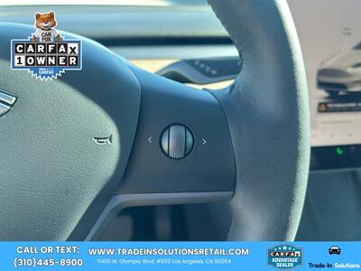 2023 Tesla Model Y Long Range Dual Motor AWD   - Photo 19 - Los Angeles, CA 90064