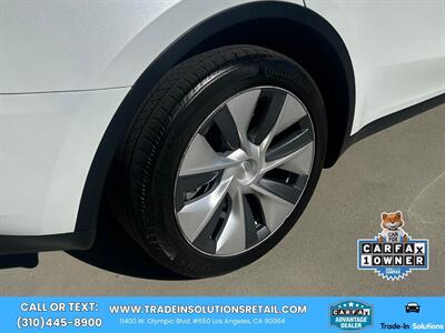 2023 Tesla Model Y Long Range Dual Motor AWD   - Photo 45 - Los Angeles, CA 90064