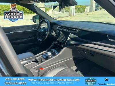 2022 Jeep Grand Cherokee 4XE OVERLAND - Photo 15 - Los Angeles, CA 90064