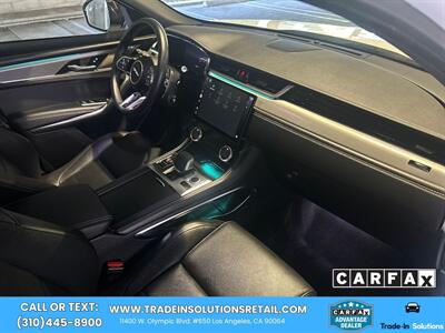 2025 Jaguar F-PACE P250 R-Dynamic S   - Photo 37 - Los Angeles, CA 90064