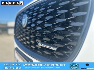 2025 Jaguar F-PACE P250 R-Dynamic S   - Photo 13 - Los Angeles, CA 90064