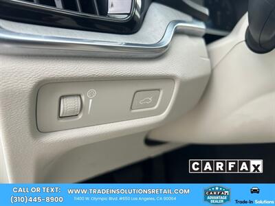 2022 Volvo V60 Cross Country T5 Advanced Package AWD   - Photo 39 - Los Angeles, CA 90064