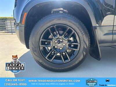 2022 Land Rover Defender 90 Standard   - Photo 41 - Los Angeles, CA 90064