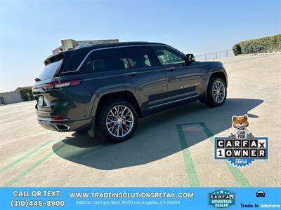 2022 Jeep Grand Cherokee Summit  4X4 HEMI - Photo 22 - Los Angeles, CA 90064