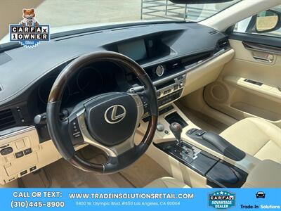 2014 Lexus ES 350 Premium Package   - Photo 13 - Los Angeles, CA 90064