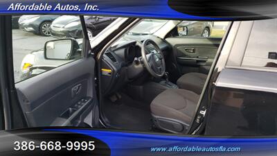 2013 Kia Soul   - Photo 3 - Debary, FL 32713