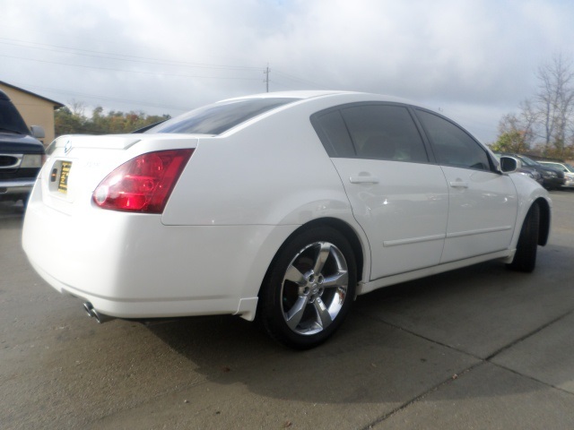 2006 Nissan Maxima 3.5 SE - Photo 13 - Cincinnati, OH 45255