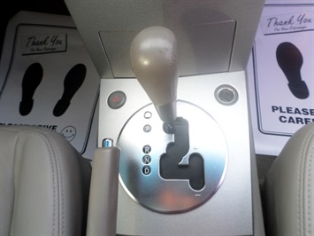 2006 Nissan Maxima 3.5 SE   - Photo 17 - Cincinnati, OH 45255