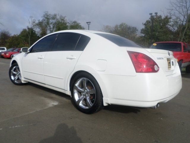 2006 Nissan Maxima 3.5 SE - Photo 12 - Cincinnati, OH 45255