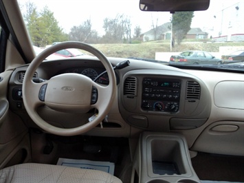 1997 Ford Expedition XLT   - Photo 7 - Cincinnati, OH 45255