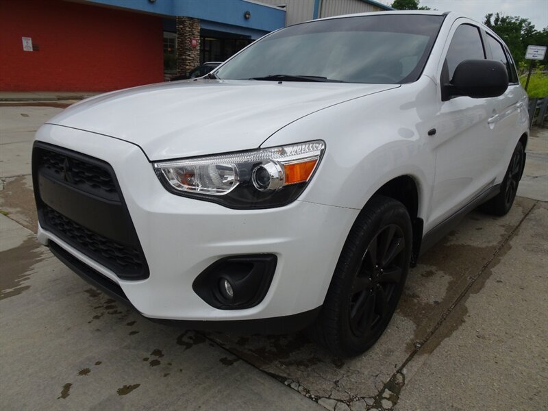 2015 Mitsubishi Outlander Sport ES - Photo 15 - Cincinnati, OH 45255