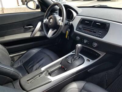 2008 BMW Z4 3.0i   - Photo 9 - Cincinnati, OH 45255