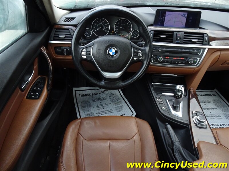 2013 BMW 3 Series 328i photo 10