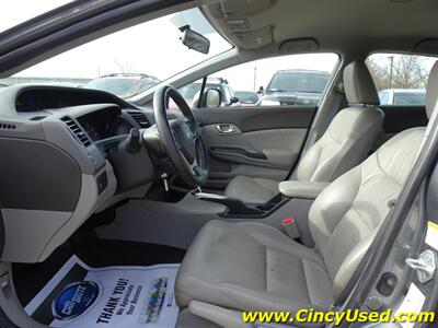 2012 Honda Civic Hybrid w/Leather w/Navi   - Photo 11 - Cincinnati, OH 45255