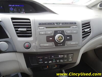 2012 Honda Civic Hybrid w/Leather w/Navi   - Photo 19 - Cincinnati, OH 45255