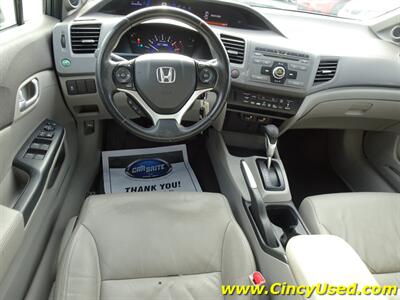 2012 Honda Civic Hybrid w/Leather w/Navi   - Photo 10 - Cincinnati, OH 45255