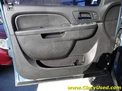 2012 Chevrolet Silverado 2500 LTZ   - Photo 27 - Cincinnati, OH 45255