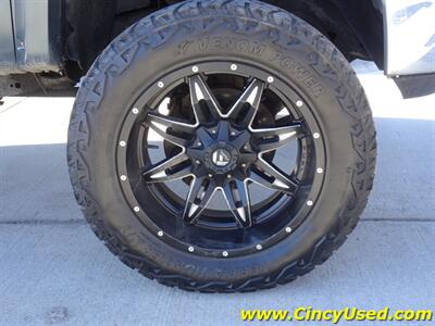 2012 Chevrolet Silverado 2500 LTZ   - Photo 29 - Cincinnati, OH 45255