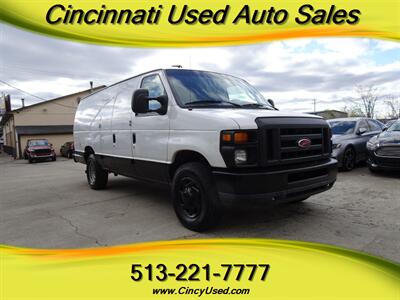 2014 Ford E-350 SD   - Photo 1 - Cincinnati, OH 45255