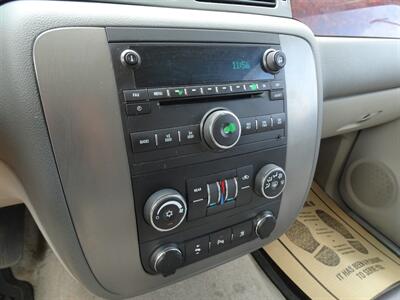 2009 GMC Yukon SLE  5.3L V8 4X4 - Photo 16 - Cincinnati, OH 45255