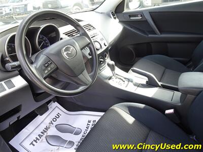 2013 Mazda MAZDA3 i SV   - Photo 12 - Cincinnati, OH 45255