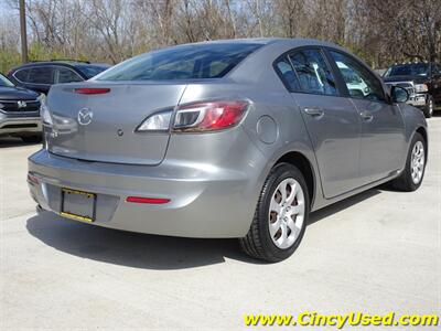 2013 Mazda MAZDA3 i SV   - Photo 7 - Cincinnati, OH 45255