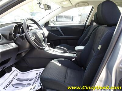 2013 Mazda MAZDA3 i SV   - Photo 11 - Cincinnati, OH 45255