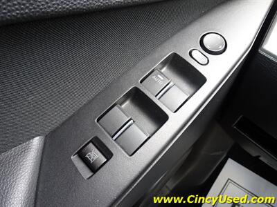 2013 Mazda MAZDA3 i SV   - Photo 22 - Cincinnati, OH 45255