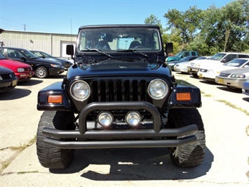 1997 Jeep Wrangler Sahara   - Photo 2 - Cincinnati, OH 45255