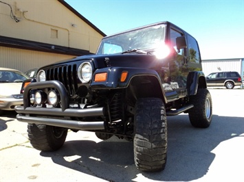 1997 Jeep Wrangler Sahara   - Photo 11 - Cincinnati, OH 45255