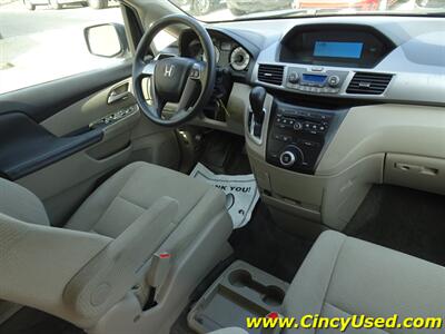 2012 Honda Odyssey LX - Photo 15 - Cincinnati, OH 45255