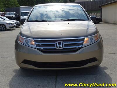 2012 Honda Odyssey LX - Photo 2 - Cincinnati, OH 45255