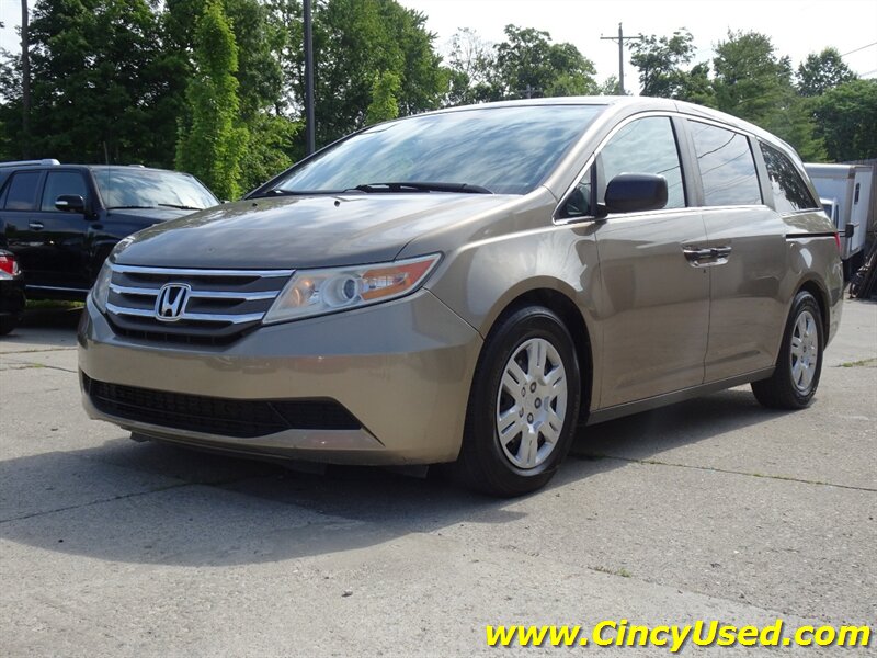 2012 Honda Odyssey LX - Photo 3 - Cincinnati, OH 45255