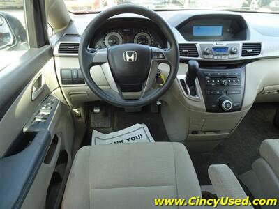 2012 Honda Odyssey LX - Photo 10 - Cincinnati, OH 45255
