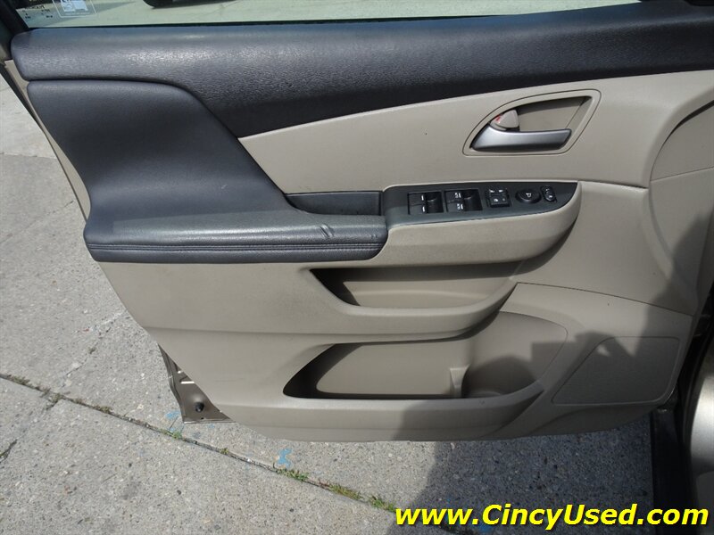 2012 Honda Odyssey LX - Photo 26 - Cincinnati, OH 45255