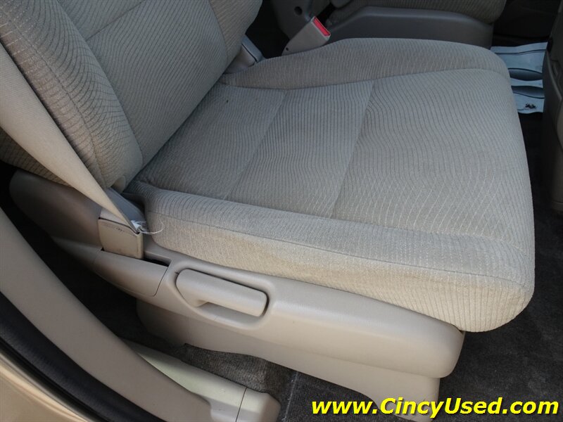 2012 Honda Odyssey LX - Photo 29 - Cincinnati, OH 45255