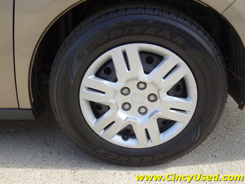 2012 Honda Odyssey LX - Photo 31 - Cincinnati, OH 45255
