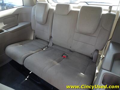 2012 Honda Odyssey LX - Photo 14 - Cincinnati, OH 45255