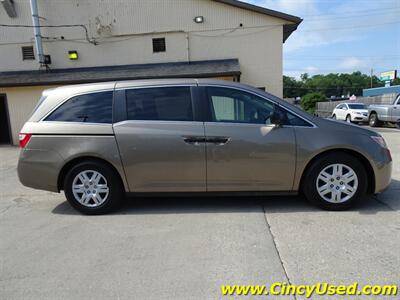 2012 Honda Odyssey LX - Photo 5 - Cincinnati, OH 45255